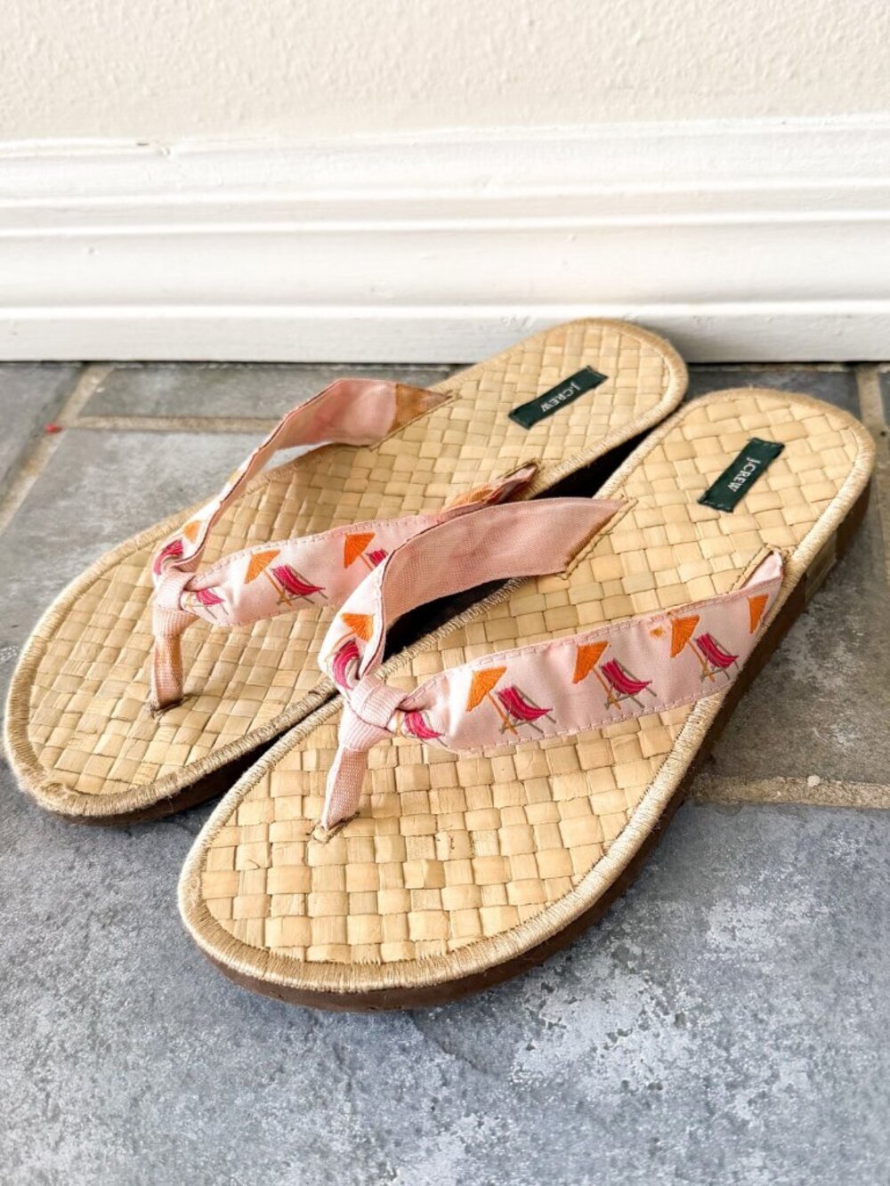 J.Crew Woven Bamboo Flip Flop Sandals Pink Beach Print Women’s Size 7